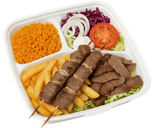 Brochette d'agneau grillé et viande kebab